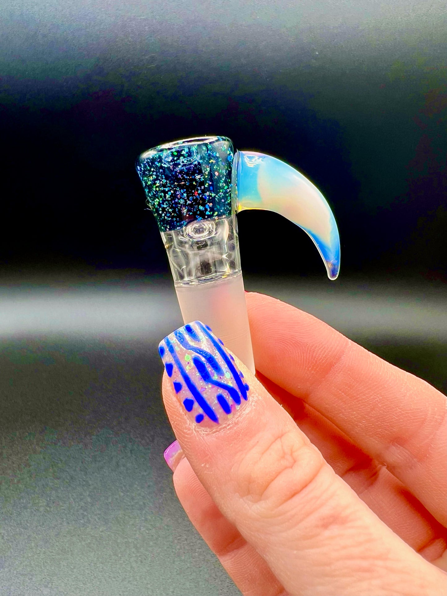 Gilyum Glass Cropal Martini Slide
