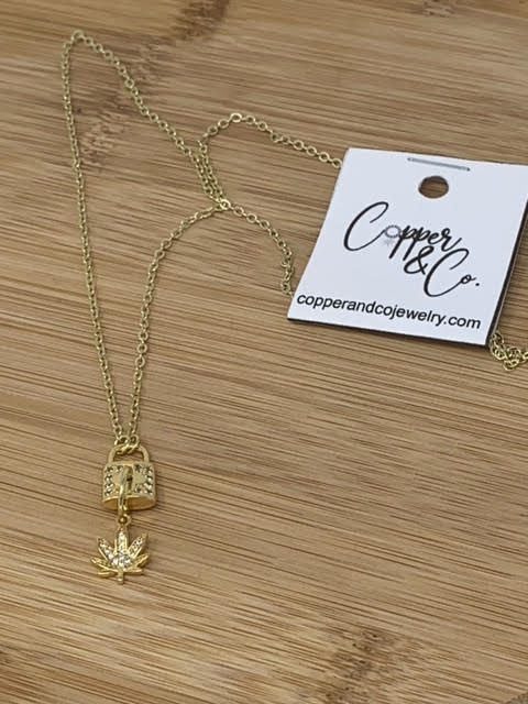 Dainty Leaf Lock Necklace - Gold by Copper & Co