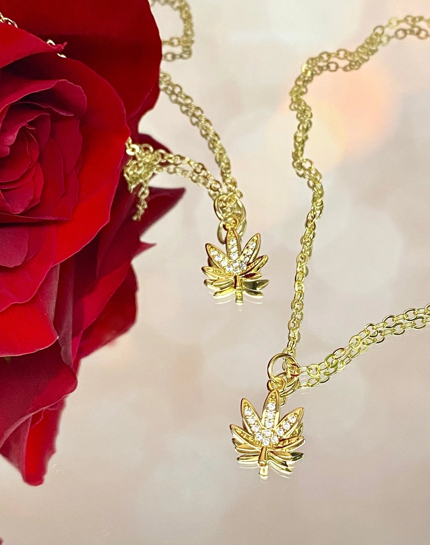 Dainty Leaf Necklace - Gold by Copper & Co