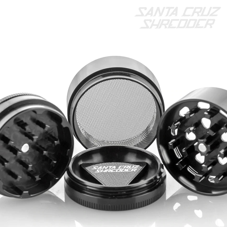 Santa Cruz Shredder Black Medium 4 Piece Grinder