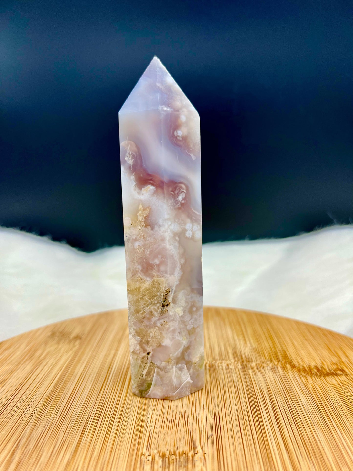 Small Blue Flower Agate Tower