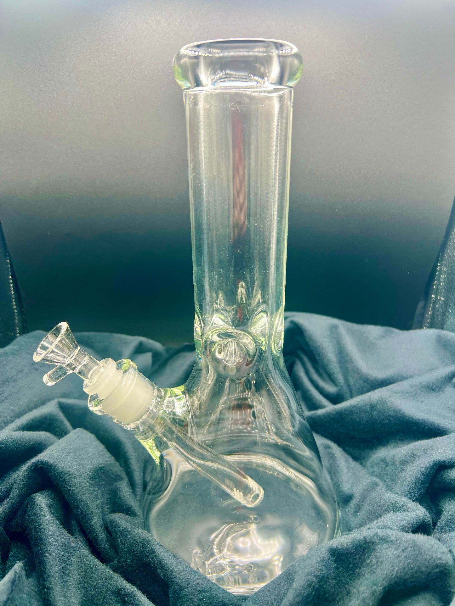 12" 9 mm Thick Beaker