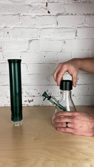 Prism Water Pipes Spaced Out Beaker Single Stack