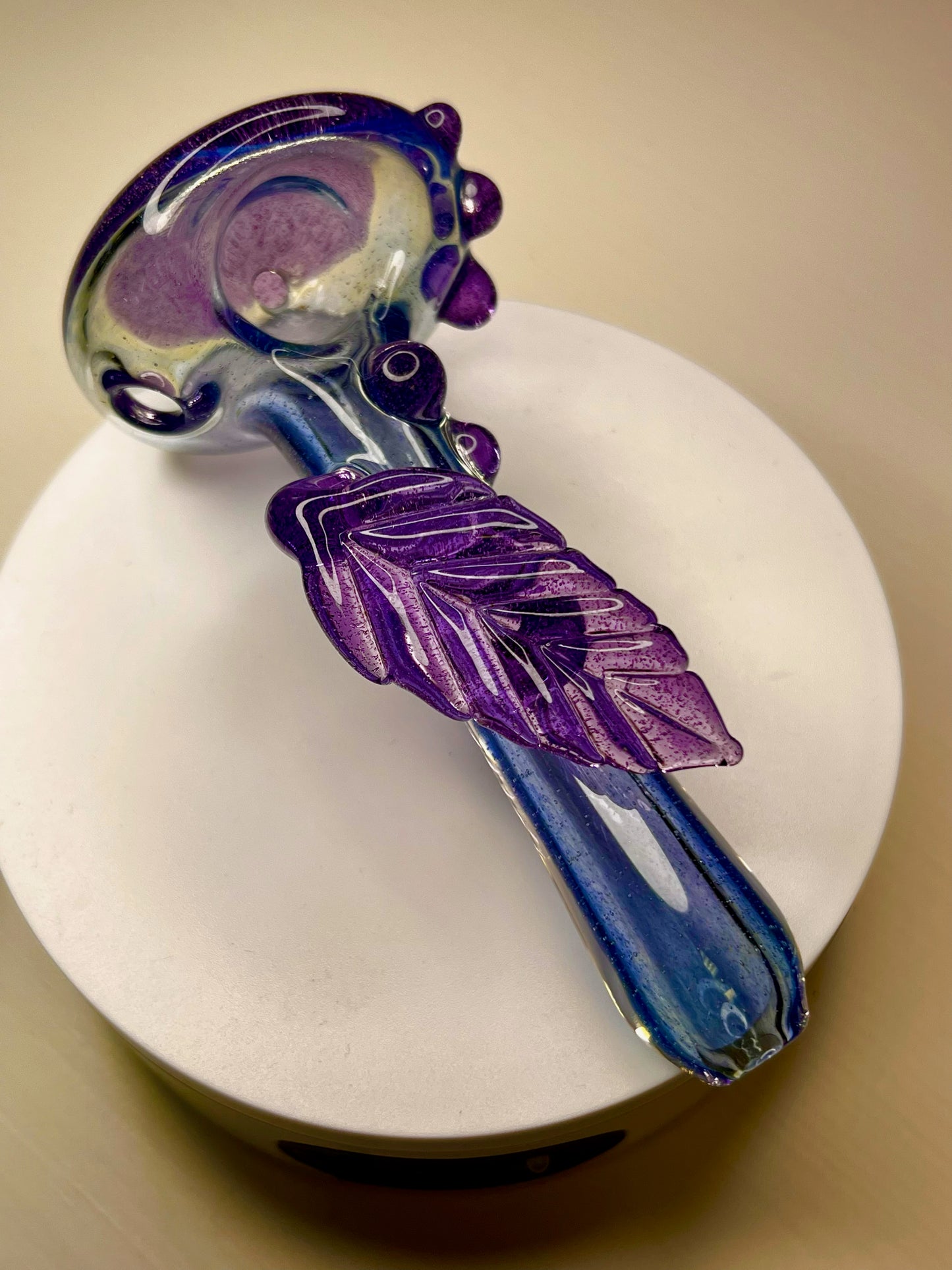 Squanchy Glass Large Leaf Accent Spoon