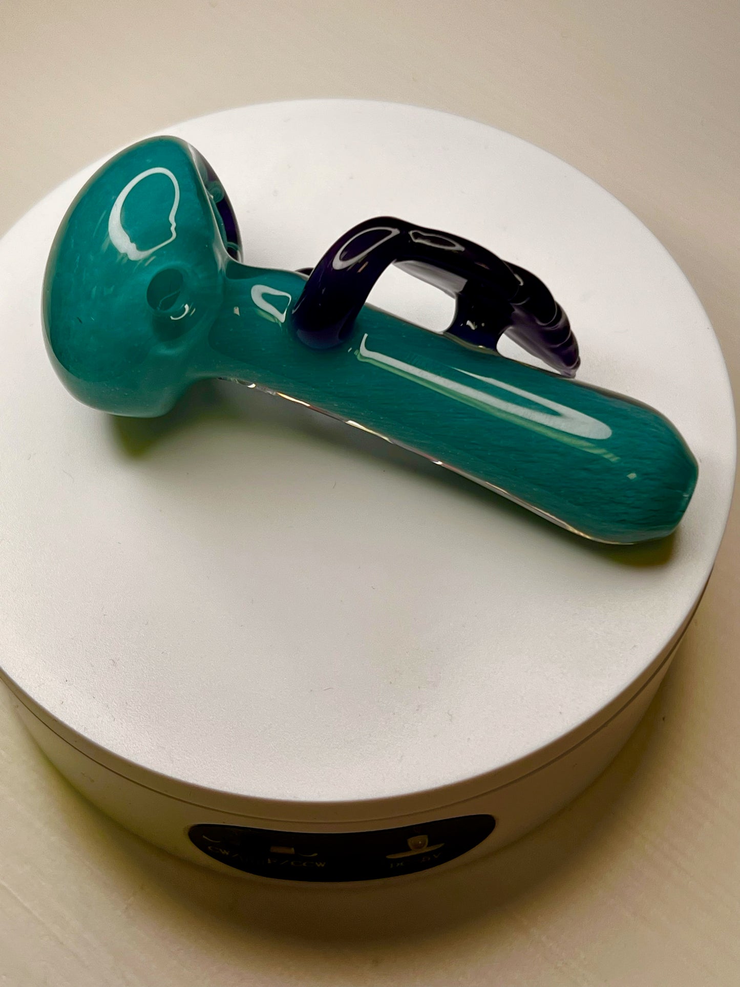 Squanchy Glass Small Leaf Accent Spoon
