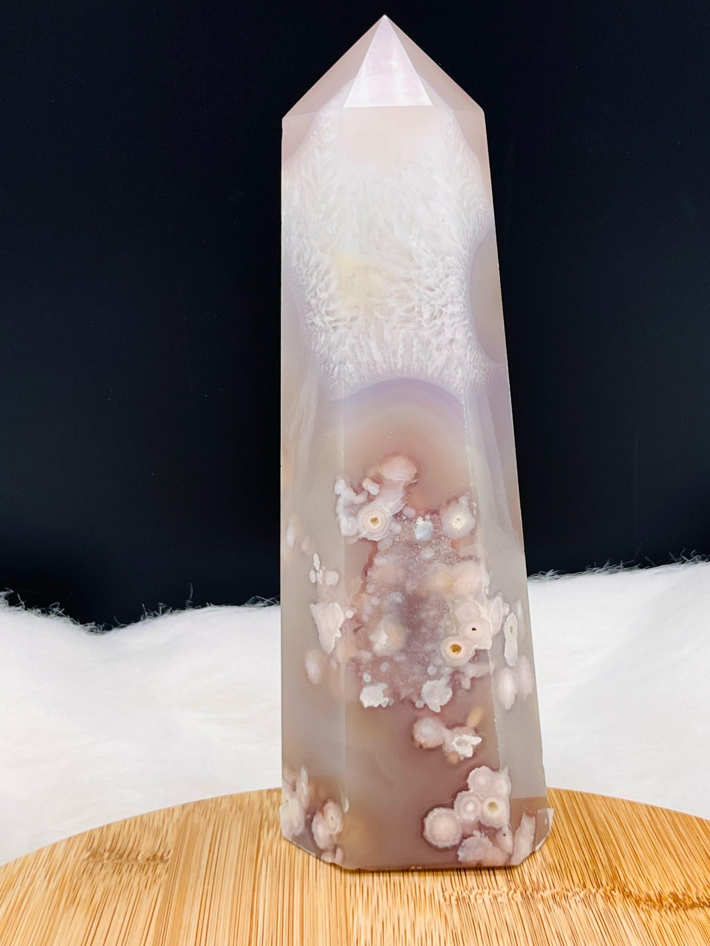 Big Flower Agate Tower